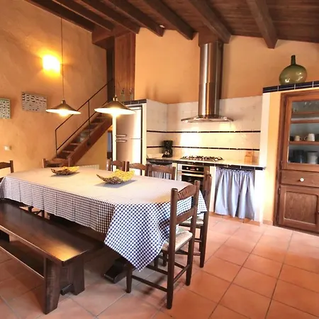 El Bosquero De La Garrotxa Country house