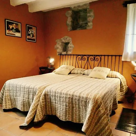 El Bosquero De La Garrotxa Country house *